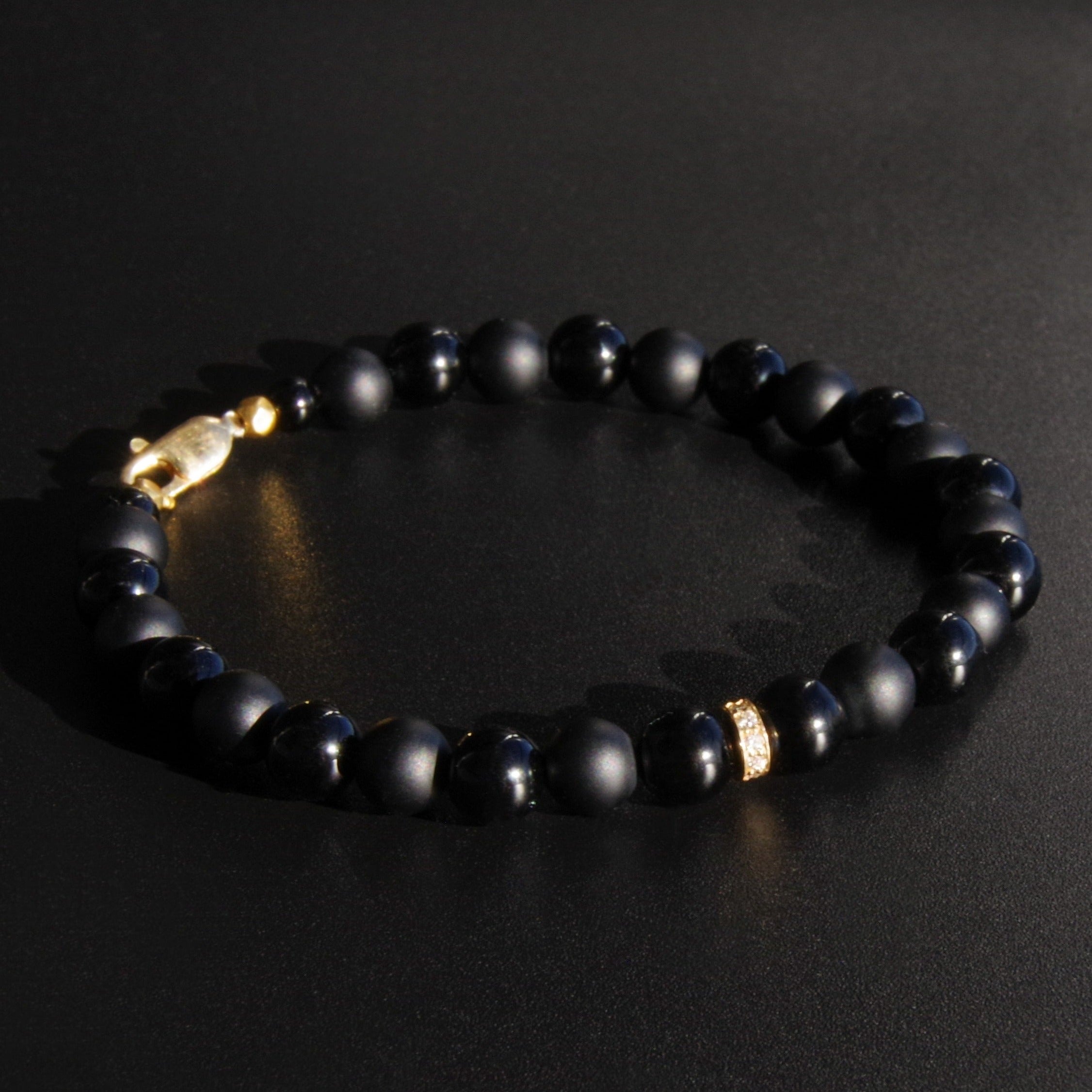 SPIRITUAL BEADS BRACELET IN ONYX, 18K GOLD & DIAMONDS